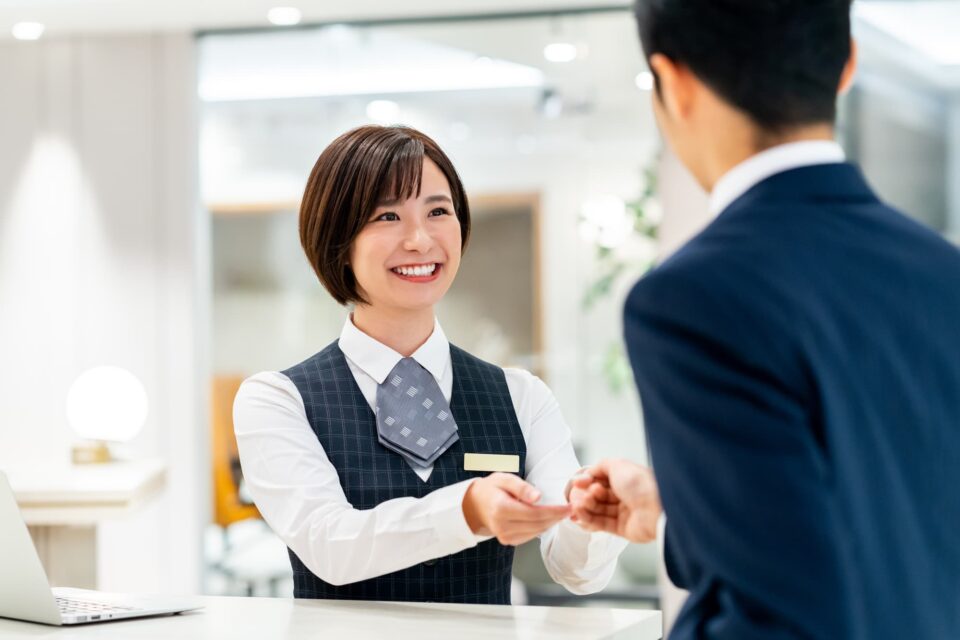 受付案内スタッフ／尖石縄文考古館