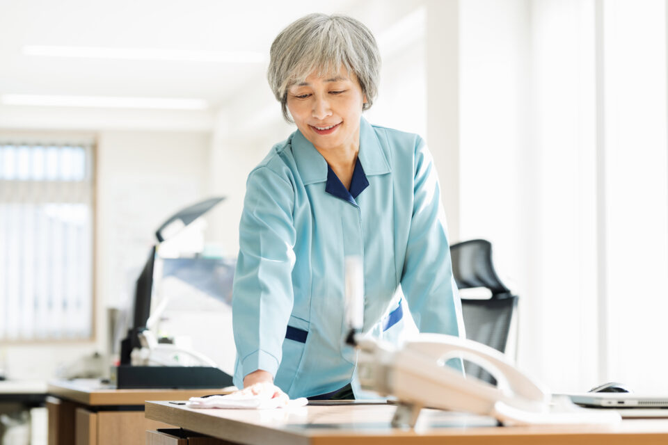 専門学校校内の日常清掃業務